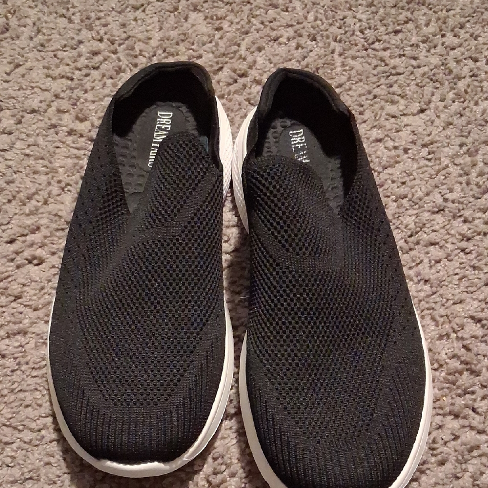 Dream Pairs Kids Black Mesh Sneakers